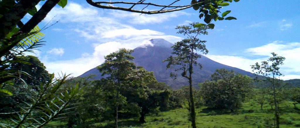 El Silencio Volcano Hike